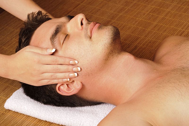 Tratamiento facial hombres